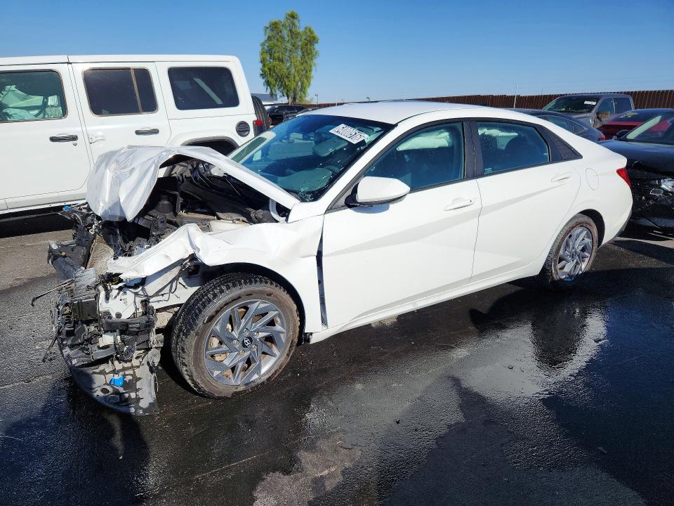 Продаж на аукціоні авто 2024 Hyundai Elantra, vin: KMHLM4DG3RU670403, номер лоту: 64000516