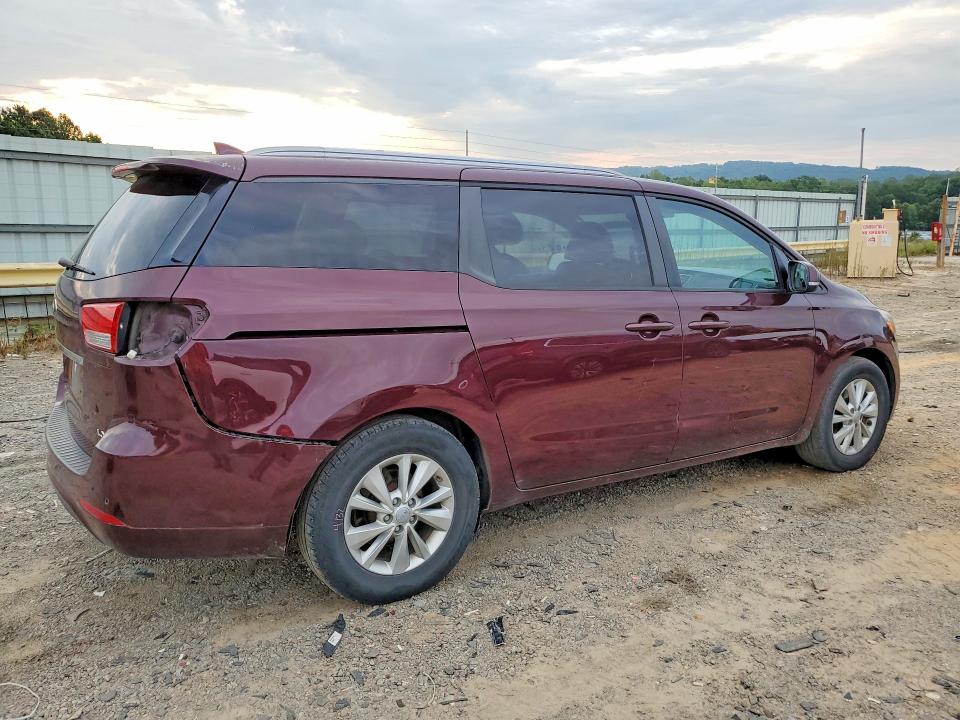 65952356 :رقم المزاد ، KNDMB5C13G6105006 vin ، 2016 Kia Sedona مزاد بيع