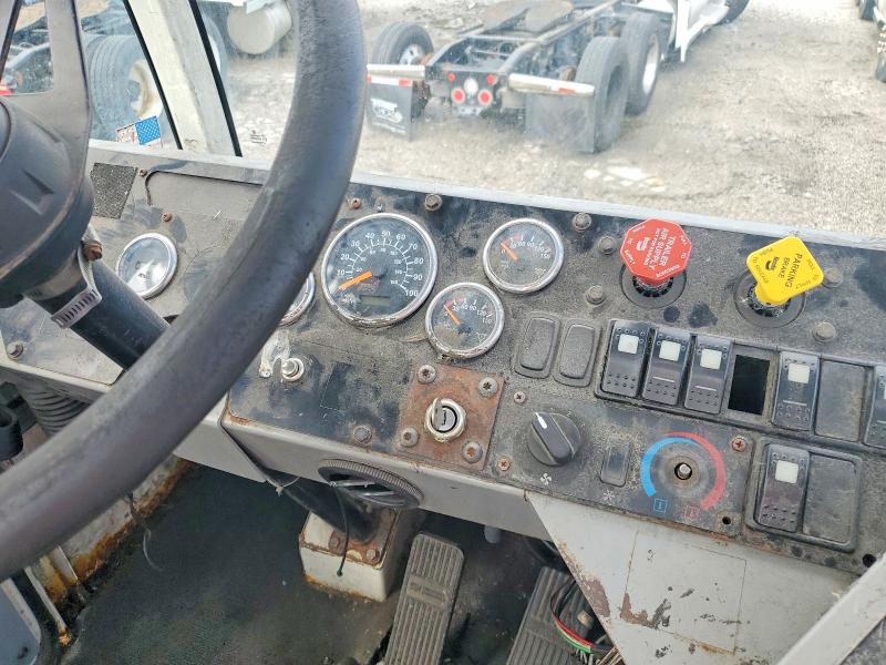 Продажа на аукционе авто 2015 Autocar Llc Xspotter-on, vin: 516G4G416FH218818, номер лота: 65211586