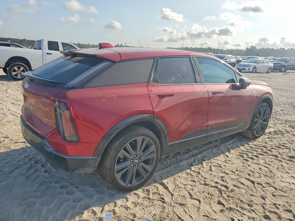 63663376 :رقم المزاد ، 3GYK3GMR8SS230778 vin ، 2025 Cadillac Optiq مزاد بيع