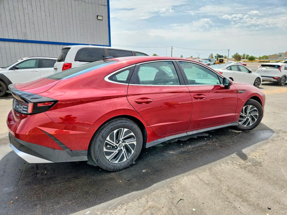 Продажа на аукционе авто 2026 Hyundai Sonata Hybrid, vin: KMHL24JJ1TA173431, номер лота: 64656896