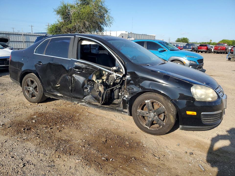 64403056 :رقم المزاد ، 3VWRM71K18M058919 vin ، 2008 Volkswagen Jetta مزاد بيع