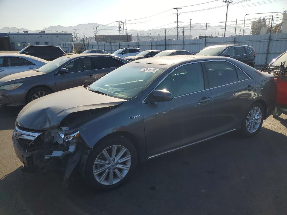 2013 Toyota Camry Hybrid მანქანა იყიდება აუქციონზე, vin: 4T1BD1FK3DU066449, აუქციონის ნომერი: 63449706