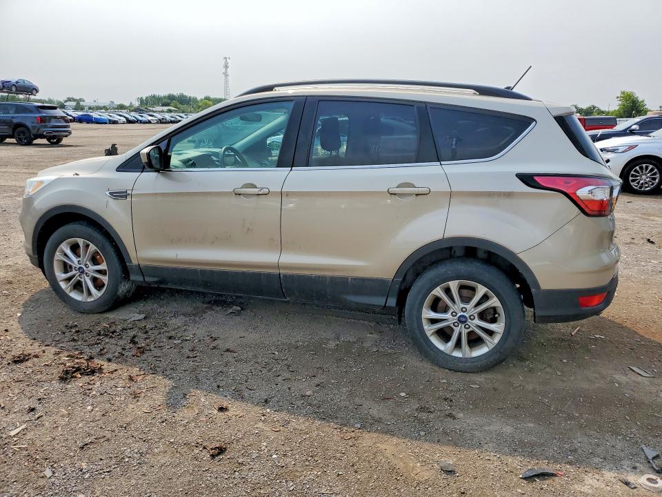 63748496 :رقم المزاد ، 1FMCU9GD4JUA32860 vin ، 2018 Ford Escape مزاد بيع