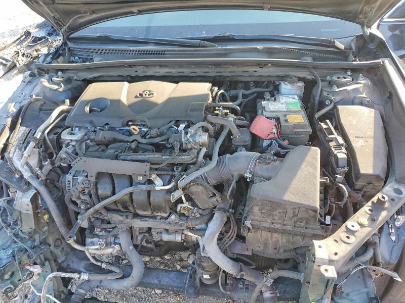 66557946 :رقم المزاد ، 4T1T11AK5MU424803 vin ، 2021 Toyota Camry مزاد بيع