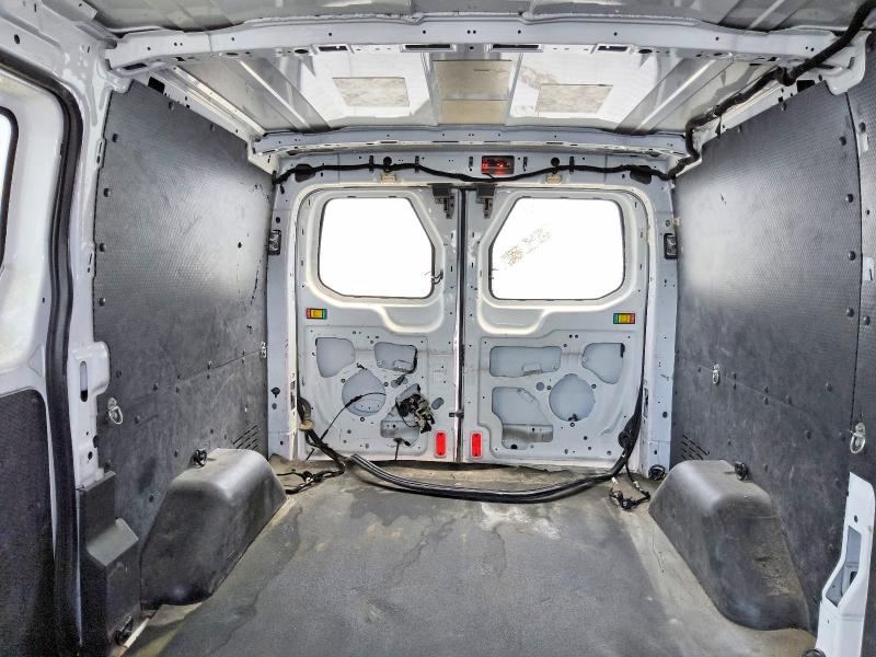 62092336 :رقم المزاد ، 1FTYE1YM9HKA28350 vin ، 2017 Ford Transit مزاد بيع