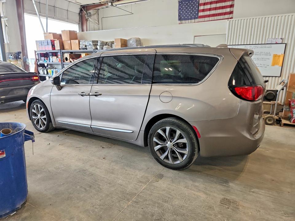 Продажа на аукционе авто 2018 Chrysler Pacifica, vin: 2C4RC1GG8JR252433, номер лота: 66893056