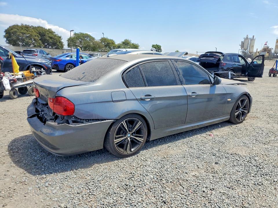 65157396 :رقم المزاد ، WBAPH5G59BNM84274 vin ، 2011 Bmw 328 مزاد بيع