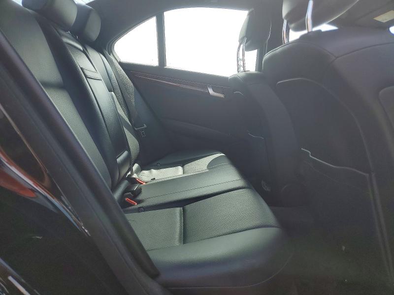 2014 Mercedes-benz C მანქანა იყიდება აუქციონზე, vin: WDDGF8AB9EA957956, აუქციონის ნომერი: 67237816