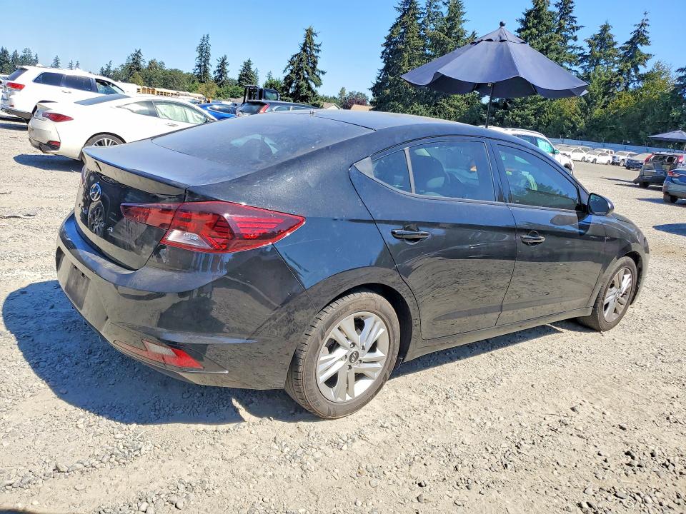 2020 Hyundai Elantra მანქანა იყიდება აუქციონზე, vin: 5NPD84LF7LH573213, აუქციონის ნომერი: 66051726