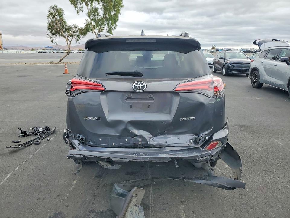 63813856 :رقم المزاد ، JTMYFREV9GD084395 vin ، 2016 Toyota Rav4 مزاد بيع