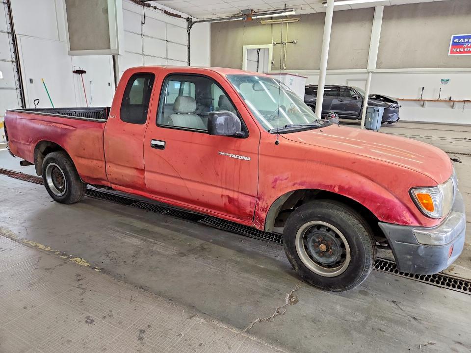 Auction sale of the 2000 Toyota Tacoma, vin: 4TAVL52N3YZ659597, lot number: 63770286