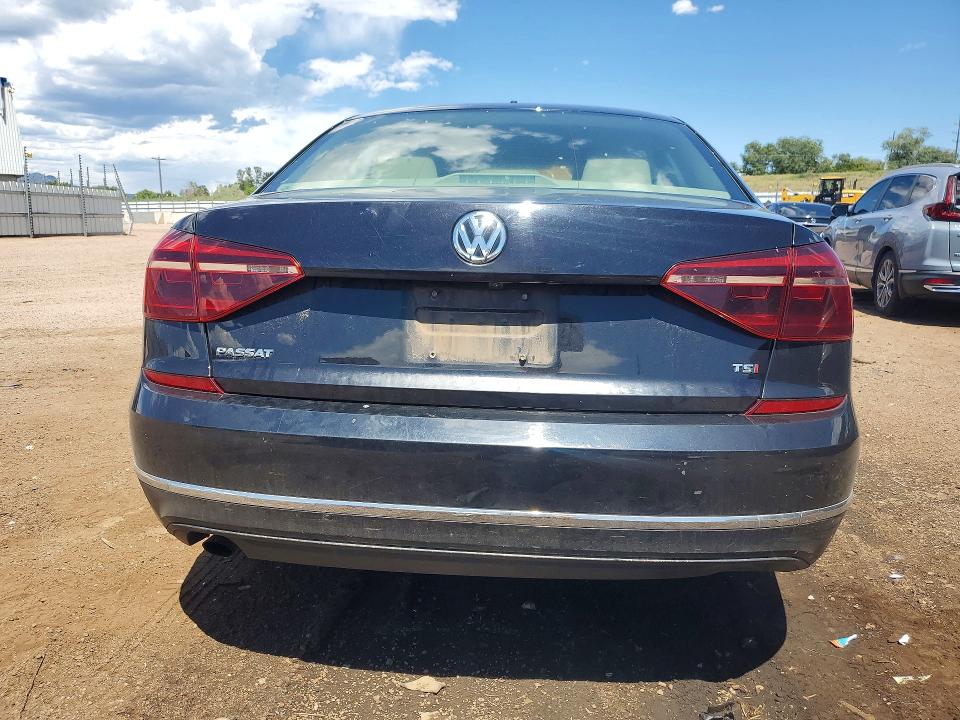 Продажа на аукционе авто 2018 Volkswagen Passat, vin: 1VWAA7A31JC044377, номер лота: 65179706