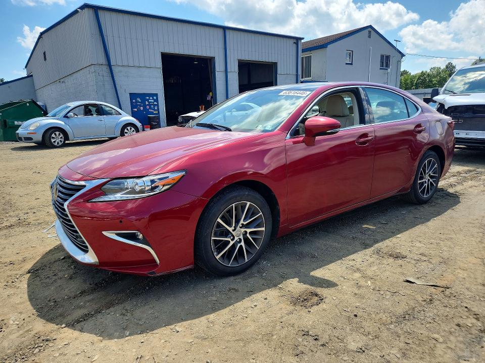 2018 Lexus Es მანქანა იყიდება აუქციონზე, vin: 58ABK1GG3JU107215, აუქციონის ნომერი: 63616446