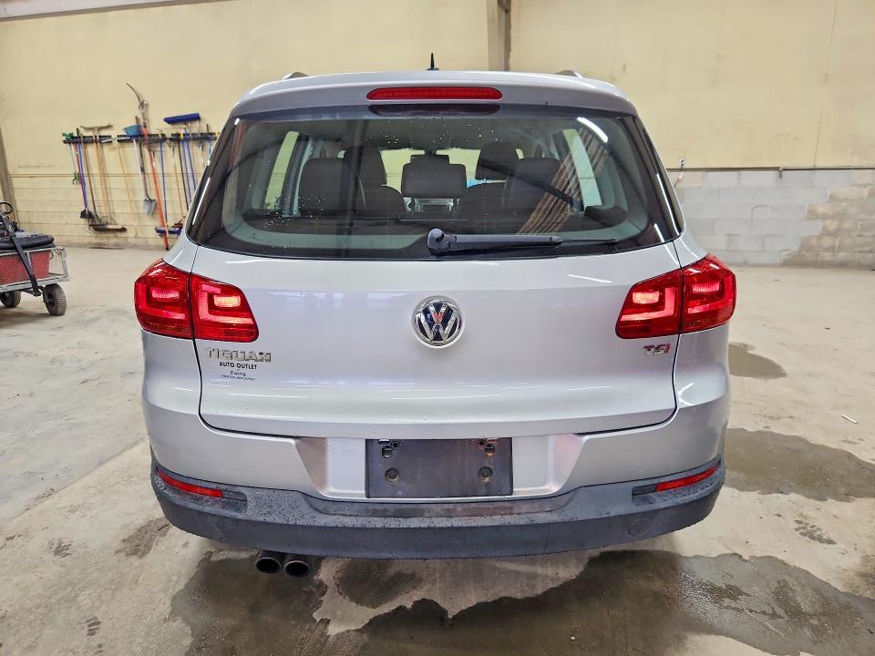 2016 Volkswagen Tiguan მანქანა იყიდება აუქციონზე, vin: WVGAV7AX3GW529083, აუქციონის ნომერი: 60591146
