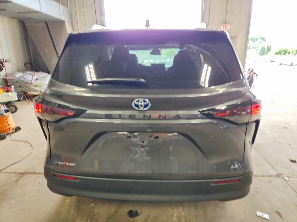 66072696 :رقم المزاد ، 5TDBSKFC1SS193520 vin ، 2025 Toyota Sienna مزاد بيع