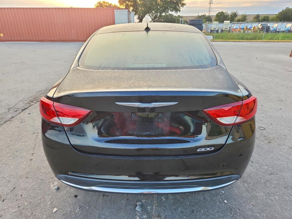 66112276 :رقم المزاد ، 1C3CCCAB0FN667107 vin ، 2015 Chrysler 200 مزاد بيع