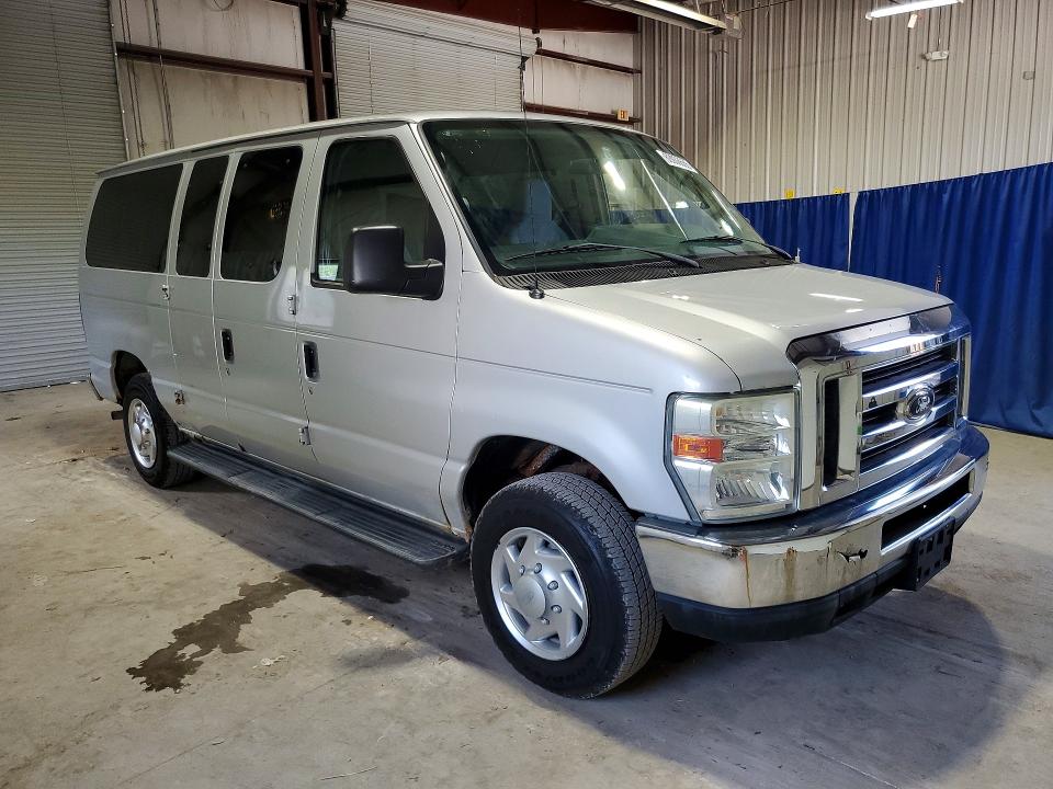 63933666 :رقم المزاد ، 1FMNE1BW7ADA05331 vin ، 2010 Ford Econoline مزاد بيع
