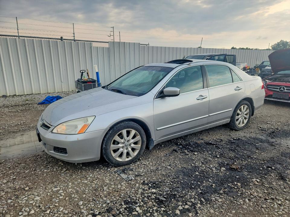 Auction sale of the 2007 Honda Accord, vin: 1HGCM66557A035775, lot number: 64597616
