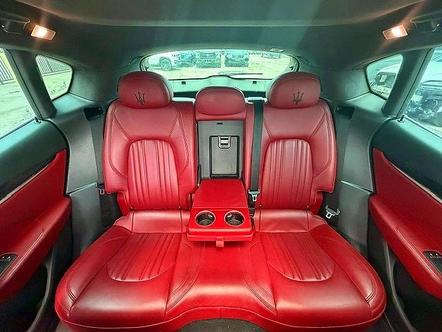 Продажа на аукционе авто 2018 Maserati Levante, vin: ZN661XUA6JX292117, номер лота: 65043096