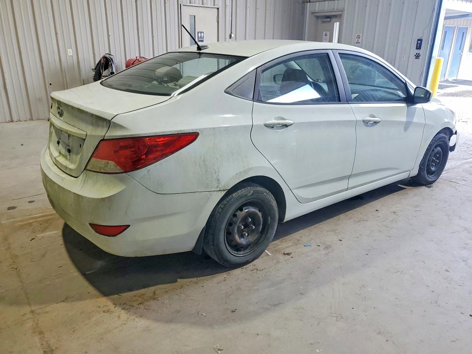 Продаж на аукціоні авто 2013 Hyundai Accent, vin: KMHCT4AE6DU323145, номер лоту: 64439636