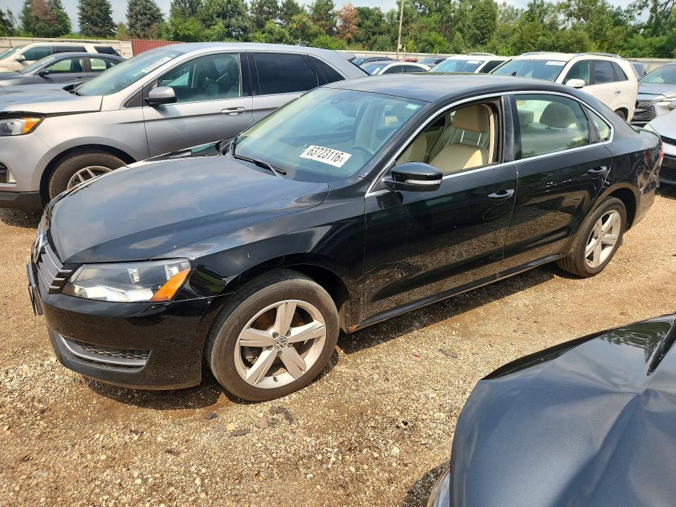 2014 Volkswagen Passat მანქანა იყიდება აუქციონზე, vin: 1VWBS7A36EC110512, აუქციონის ნომერი: 63723116