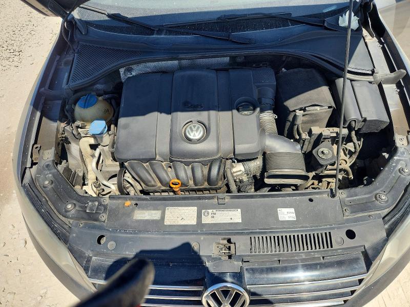 66217996 :رقم المزاد ، 1VWAP7A38DC029037 vin ، 2013 Volkswagen Passat مزاد بيع