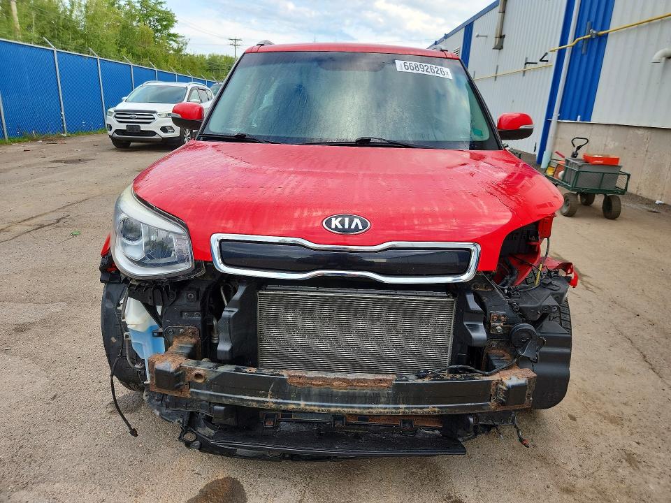 2015 Kia Soul მანქანა იყიდება აუქციონზე, vin: KNDJP3A58F7809466, აუქციონის ნომერი: 66892626