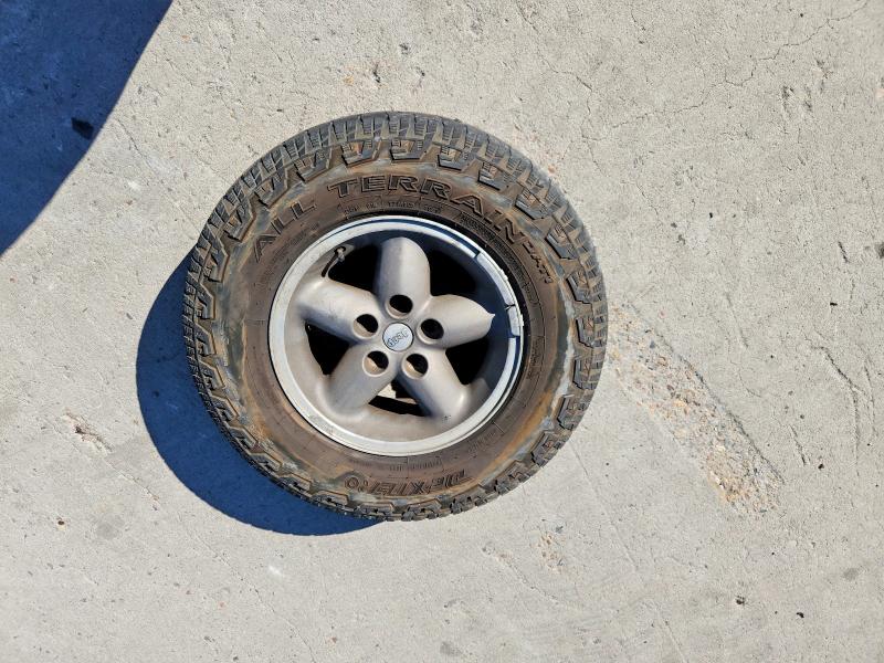 2000 Jeep Cherokee მანქანა იყიდება აუქციონზე, vin: 1J4FF48S1YL214716, აუქციონის ნომერი: 65389976