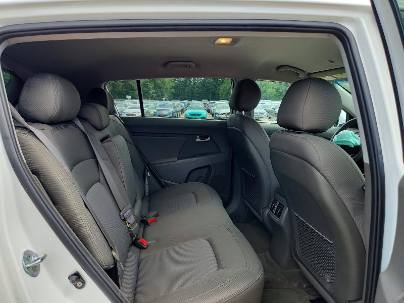 62935146 :رقم المزاد ، KNDPBCAC2G7805888 vin ، 2016 Kia Sportage مزاد بيع
