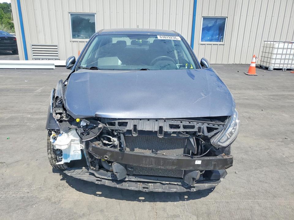 63829236 :رقم المزاد ، 3KPC24A6XLE113161 vin ، 2020 Hyundai Accent مزاد بيع