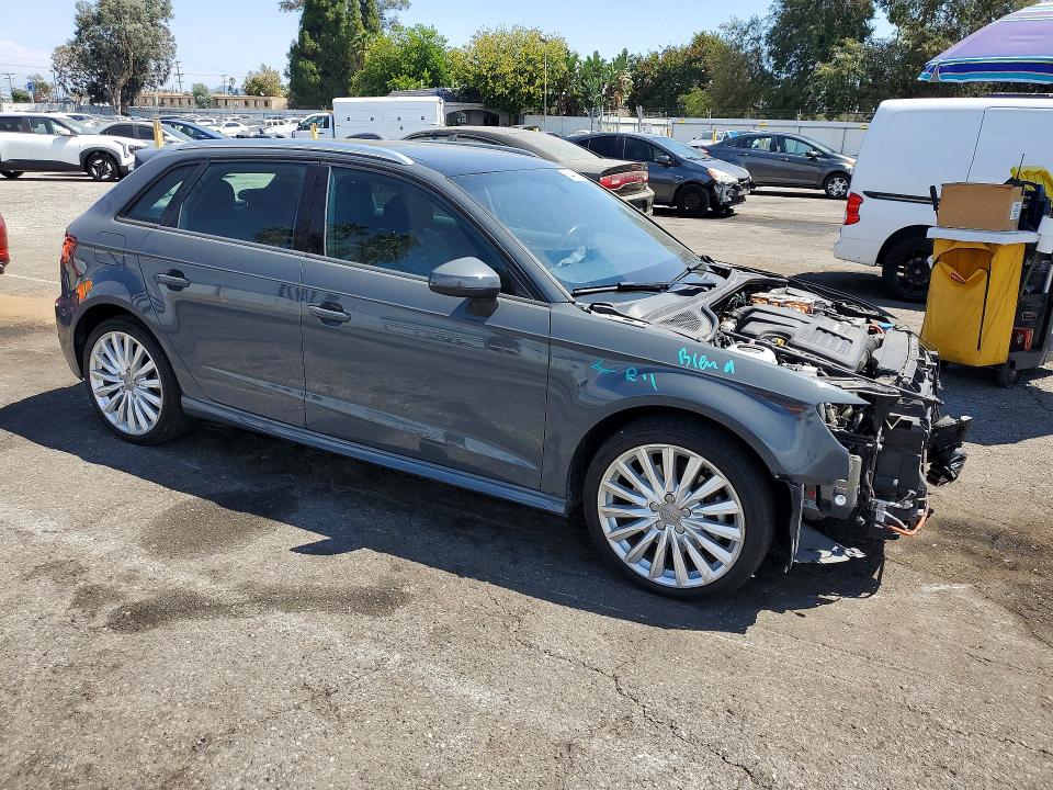 Aukcja sprzedaży 2017 Audi A3, vin: WAUUPBFF9HA076193, numer aukcji: 64401596