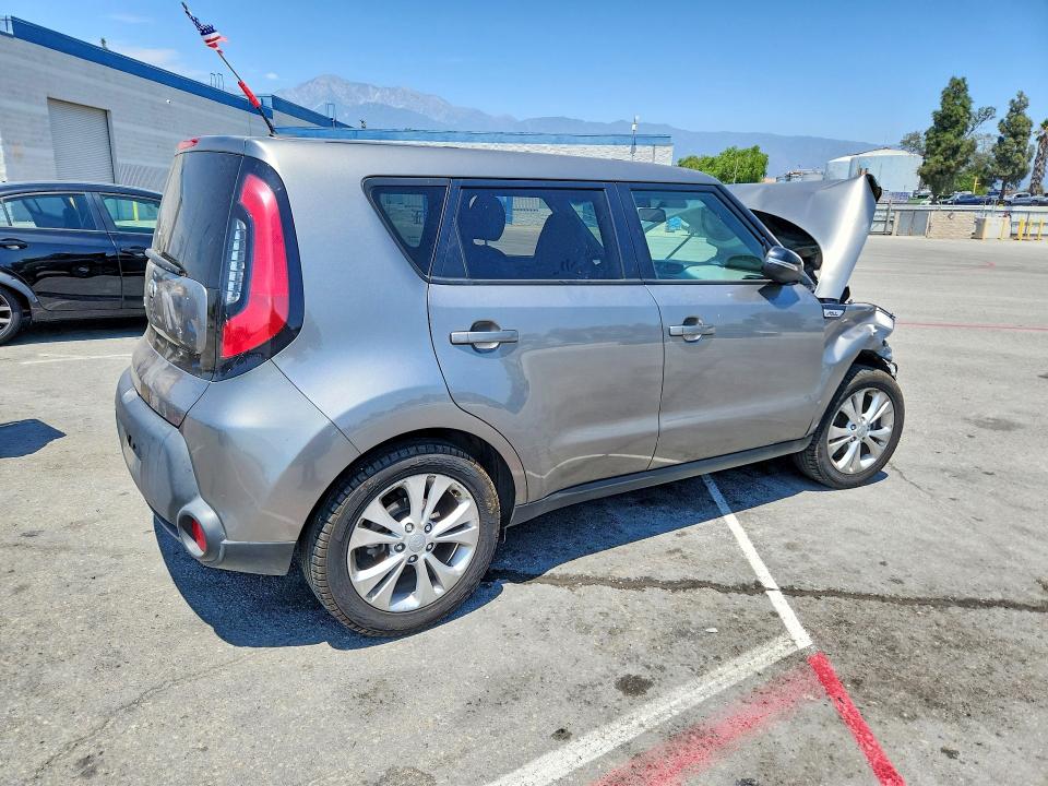 2014 Kia Soul მანქანა იყიდება აუქციონზე, vin: KNDJP3A57E7067947, აუქციონის ნომერი: 63438156