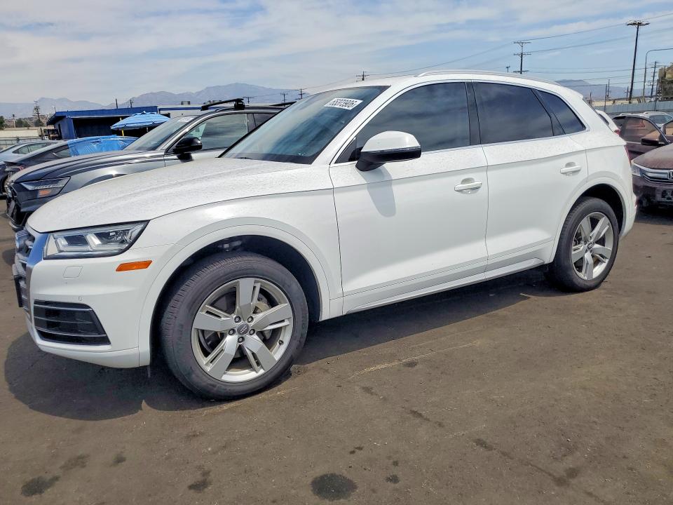 2018 Audi Q5 მანქანა იყიდება აუქციონზე, vin: WA1BNAFY7J2217476, აუქციონის ნომერი: 65373906