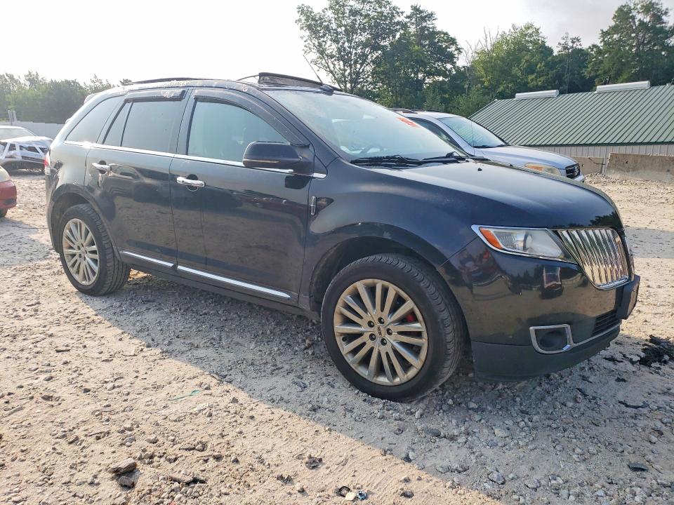 64612046 :رقم المزاد ، 2LMDJ8JK5DBL12218 vin ، 2013 Lincoln Mkx مزاد بيع