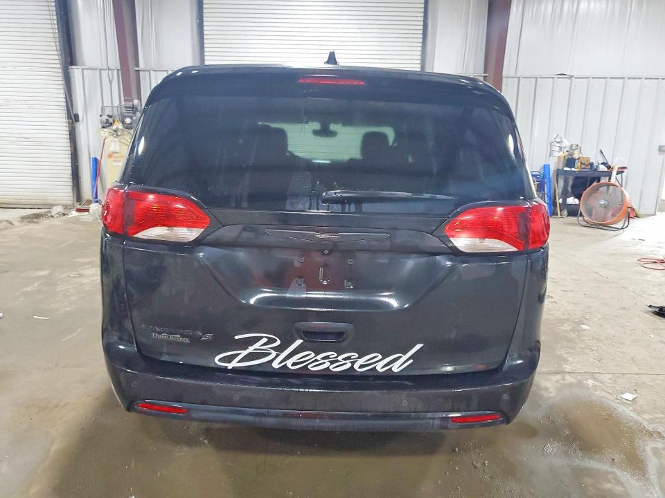 64240006 :رقم المزاد ، 2C4RC1FG6LR110036 vin ، 2020 Chrysler Pacifica مزاد بيع