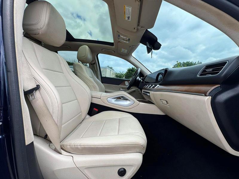 Продаж на аукціоні авто 2022 Mercedes-benz Gle, vin: 4JGFB4JB3NA745902, номер лоту: 63618966