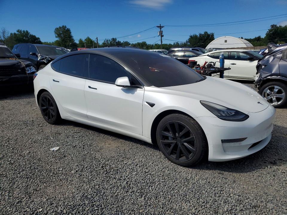 65395496 :رقم المزاد ، 5YJ3E1EB2KF510613 vin ، 2019 Tesla Model 3 مزاد بيع