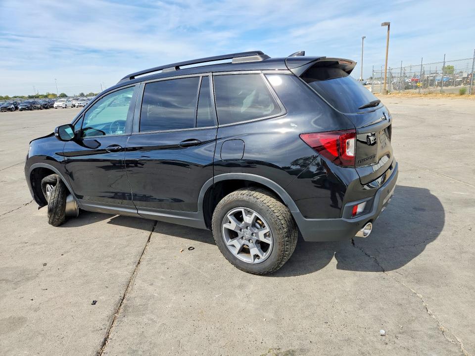 65881376 :رقم المزاد ، 5FNYF8H65PB016263 vin ، 2023 Honda Passport مزاد بيع