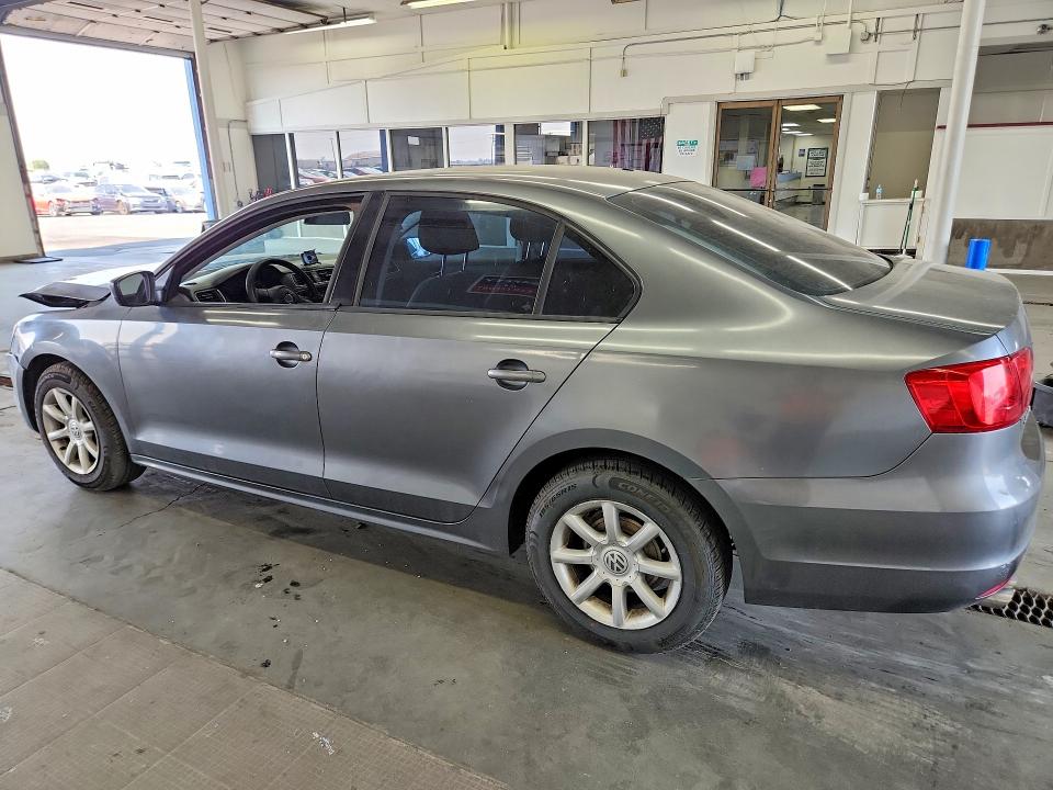 64953396 :رقم المزاد ، 3VW2K7AJ8BM400565 vin ، 2011 Volkswagen Jetta مزاد بيع
