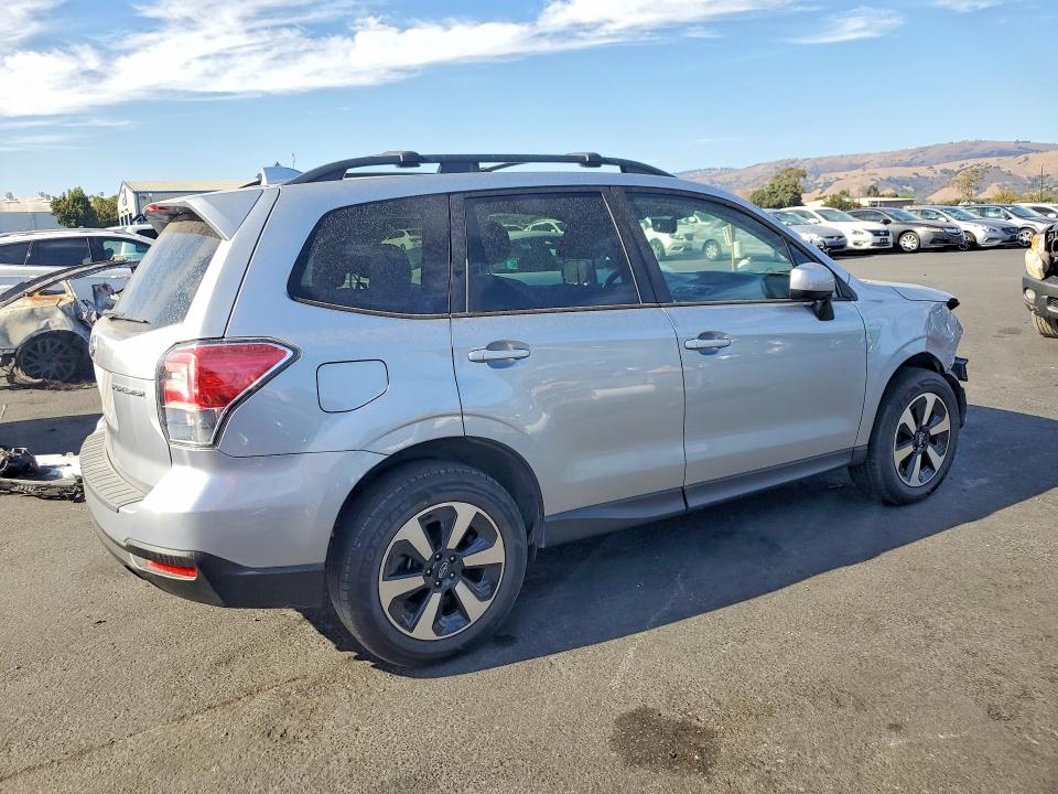Aukcja sprzedaży 2018 Subaru Forester, vin: JF2SJAGCXJH614621, numer aukcji: 66032486
