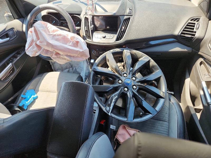 Продажа на аукционе авто 2019 Ford Escape, vin: 1FMCU9GD0KUB66895, номер лота: 64752366