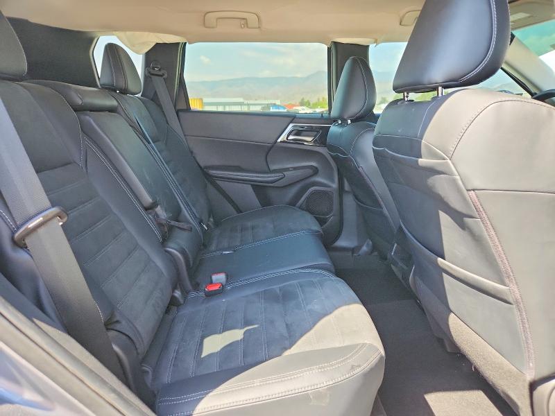 Продажа на аукционе авто 2022 Mitsubishi Outlander, vin: JA4J3UA89NZ050481, номер лота: 64453406