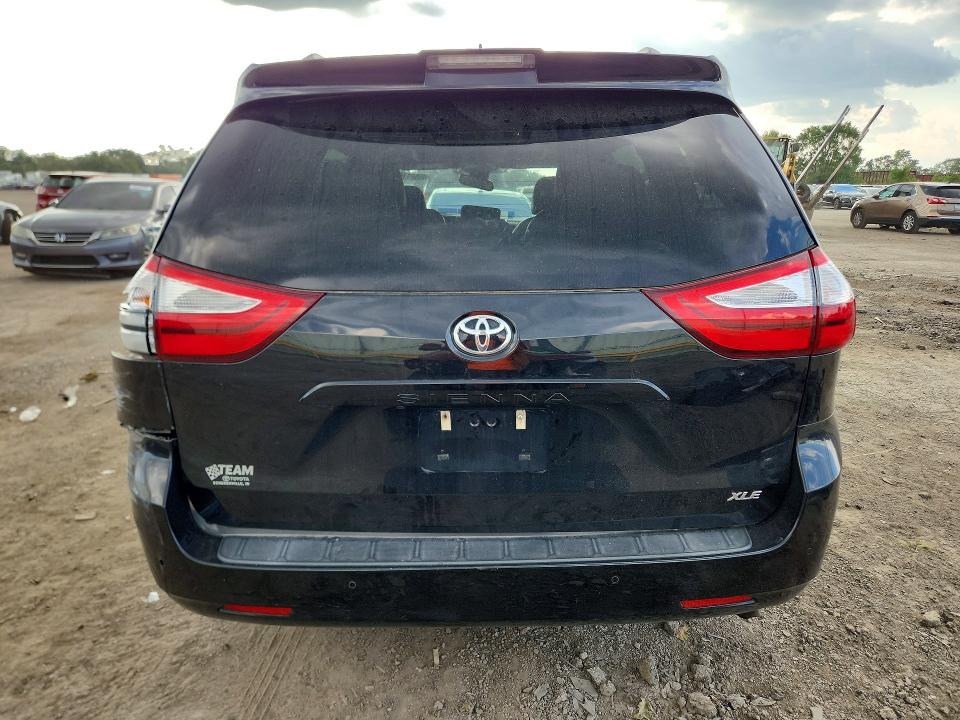 Продаж на аукціоні авто 2018 Toyota Sienna, vin: 5TDYZ3DC7JS959098, номер лоту: 66801166
