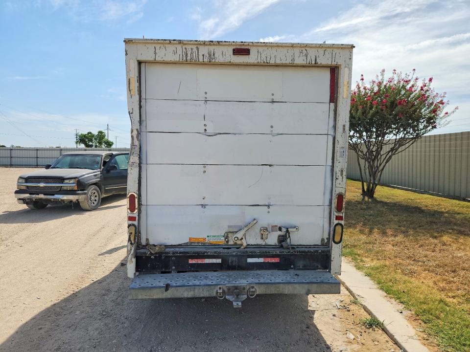 61297836 :رقم المزاد ، 1GDGG31V261905800 vin ، 2006 Gmc Savana مزاد بيع