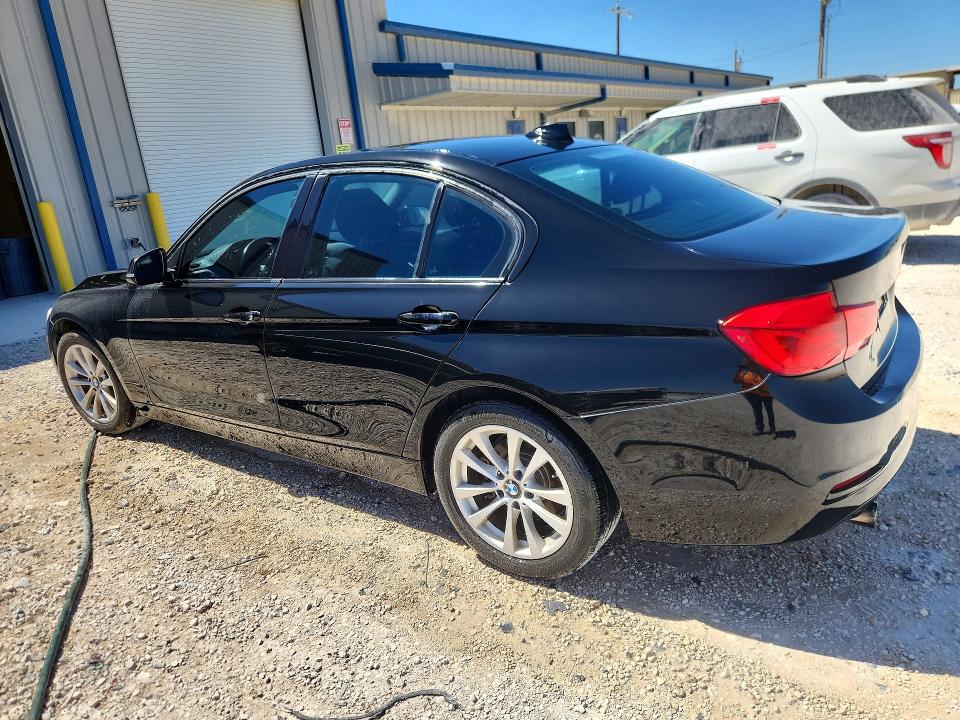 Aukcja sprzedaży 2017 Bmw 320, vin: WBA8E1G35HNU18642, numer aukcji: 63761316