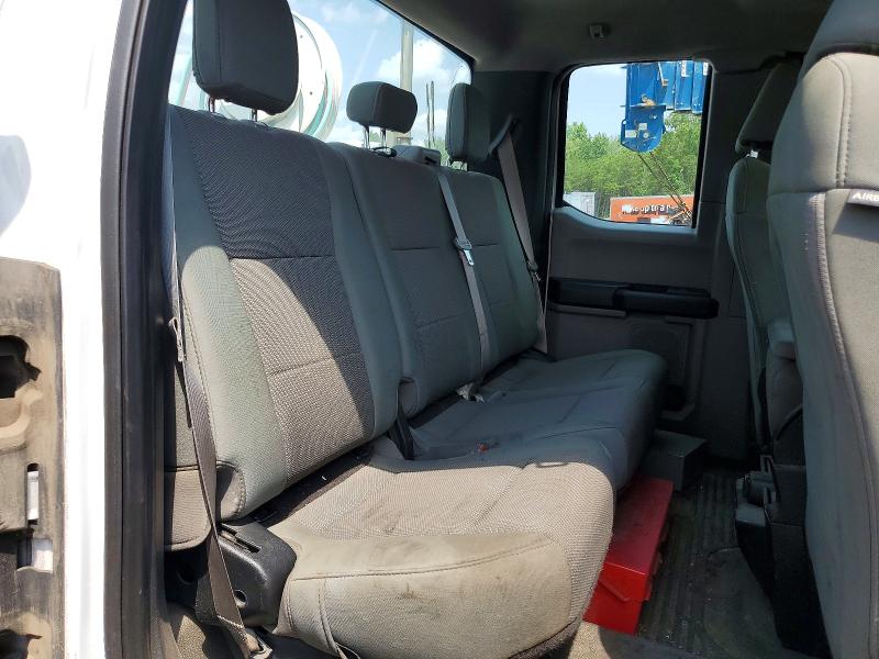 64026326 :رقم المزاد ، 1FD7X3B68KED68280 vin ، 2019 Ford F350 مزاد بيع
