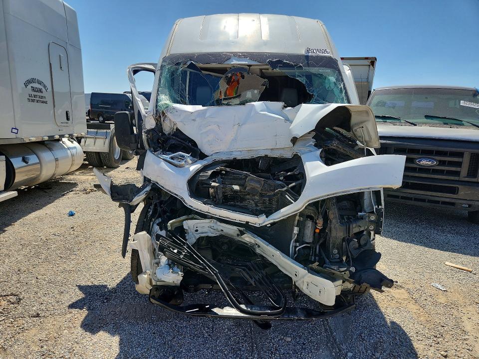 2017 Ford Transit მანქანა იყიდება აუქციონზე, vin: 1FTYR2XM1HKA69857, აუქციონის ნომერი: 65276526