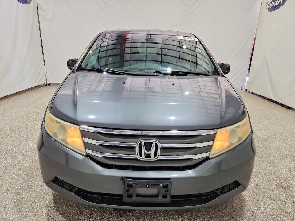 65680976 :رقم المزاد ، 5FNRL5H68CB037355 vin ، 2012 Honda Odyssey مزاد بيع