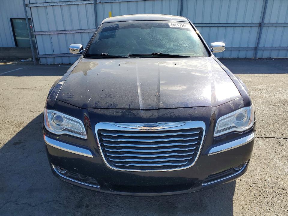 2011 Chrysler 300c მანქანა იყიდება აუქციონზე, vin: 2C3CA6CT5BH531295, აუქციონის ნომერი: 64617266